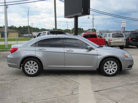 2014 Chrysler 200 for sale at Checkered Flag Auto Sales in Lakeland FL