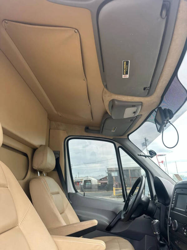 2014 Mercedes-Benz Sprinter 2500