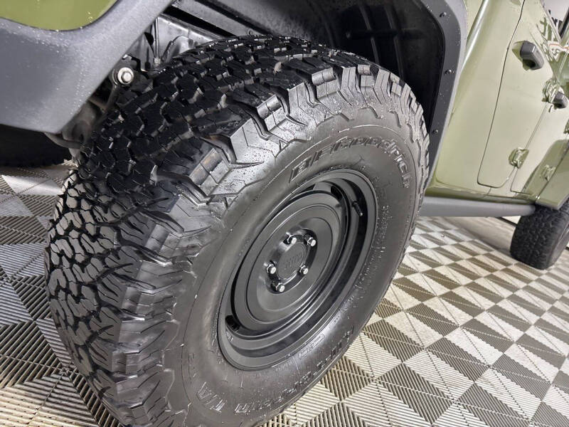 2021 Jeep Gladiator Sport