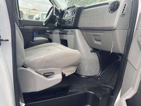 2013 Ford E-Series E-150