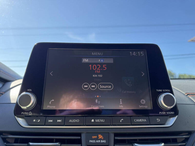 2021 Nissan Altima 2.5 SR