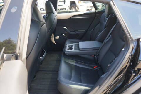 2022 Tesla Model S Plaid