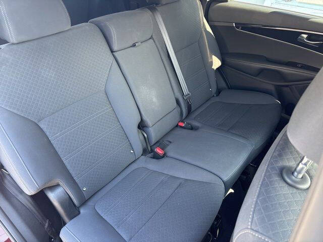 2017 Kia Sorento LX