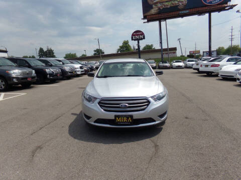 2016 Ford Taurus SE