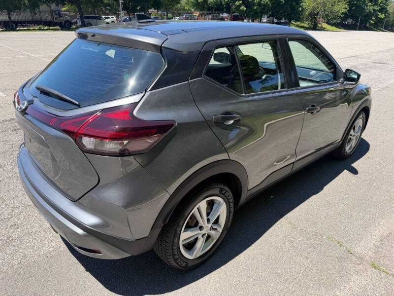 2023 Nissan Kicks S