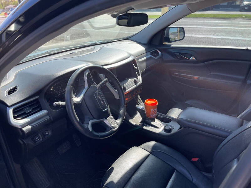 2017 GMC Acadia SLT-1