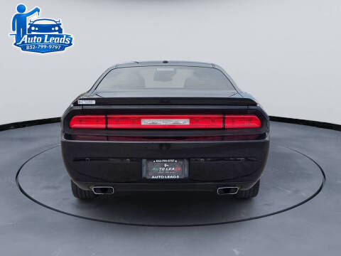 2013 Dodge Challenger SXT