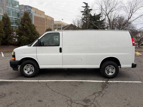 2021 Chevrolet Express 2500