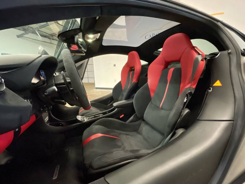 2017 McLaren 570GT
