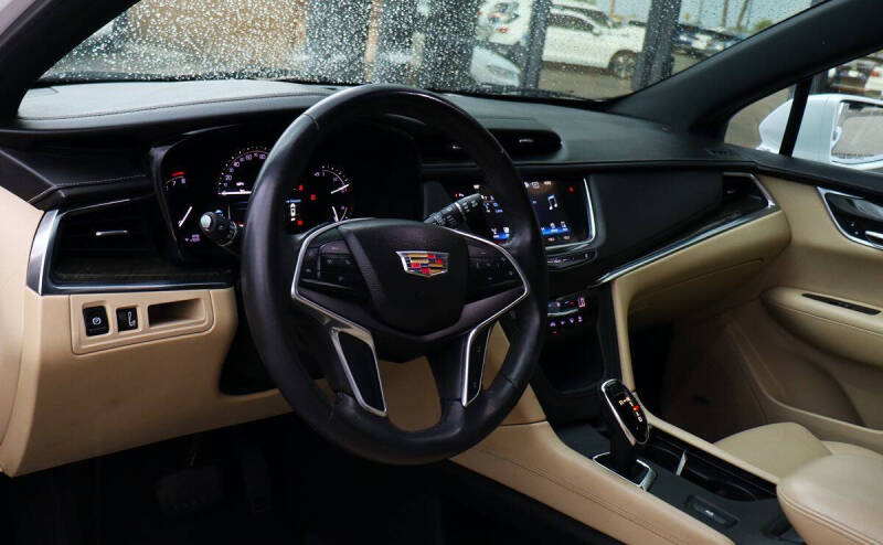 2017 Cadillac XT5