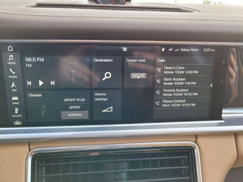 2017 Porsche Panamera Turbo