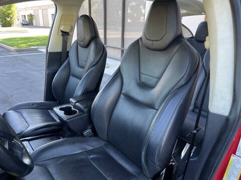 2016 Tesla Model X P90D