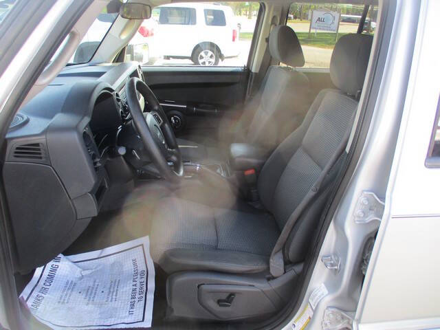 2010 Jeep Commander Sport
