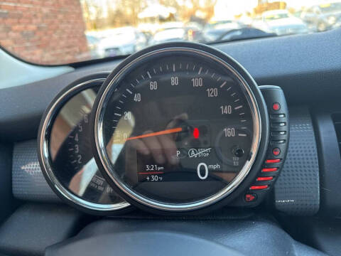 2017 MINI Hardtop 4 Door Cooper