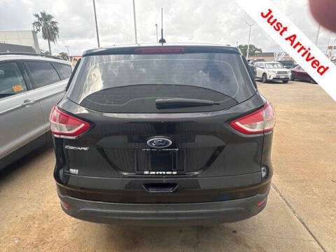 2016 Ford Escape S