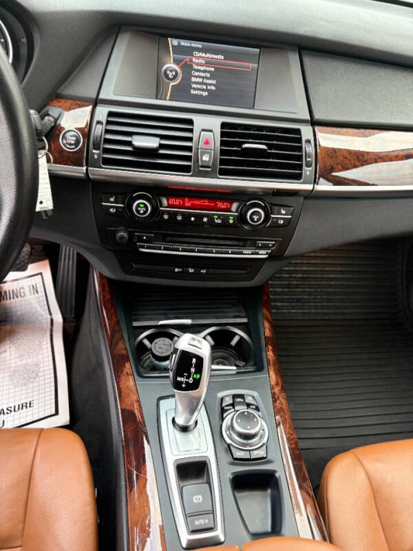 2010 BMW X5 xDrive30i