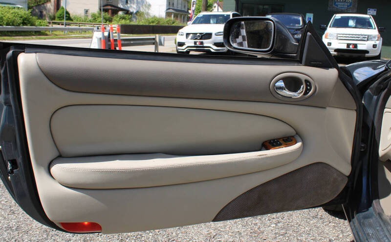 2000 Jaguar XKR