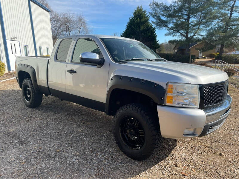 2010 Chevrolet Silverado 1500 for sale at 3C Automotive LLC in Wilkesboro NC