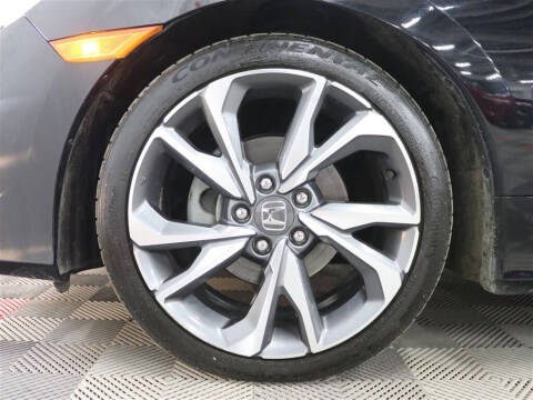 2019 Honda Civic Touring