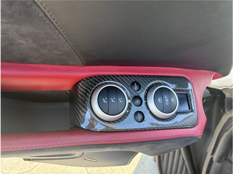 2012 McLaren MP4-12C