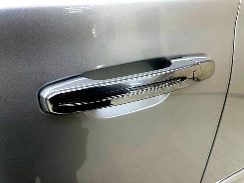 2017 Cadillac Escalade Platinum