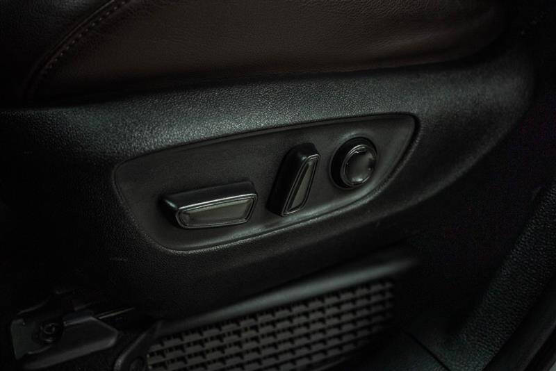 2023 Toyota Sienna Platinum 7-Passenger