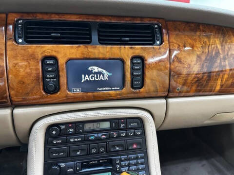 2002 Jaguar XKR