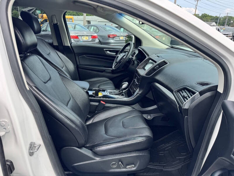 2016 Ford Edge Titanium