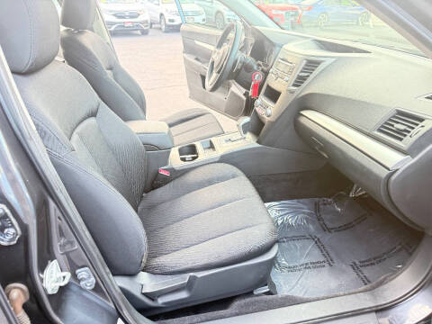 2011 Subaru Outback 2.5i