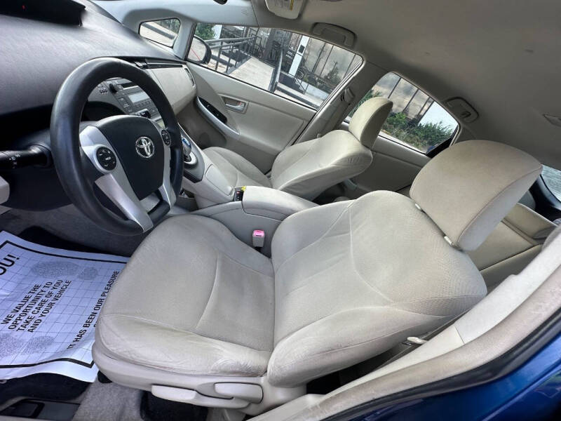 2011 Toyota Prius Two