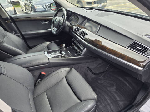 2010 BMW 5 Series 550i xDrive Gran Turismo