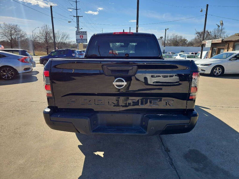 2022 Nissan Frontier S