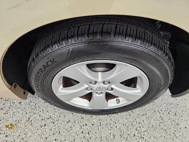 2014 Toyota Sienna LE 8-Passenger