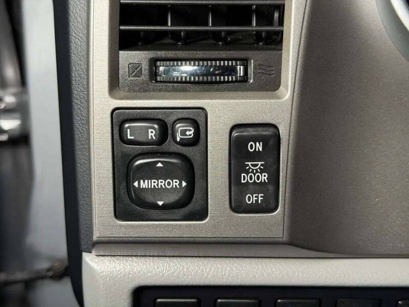 2013 Toyota Sequoia Platinum