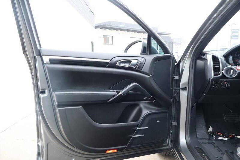 2016 Porsche Cayenne