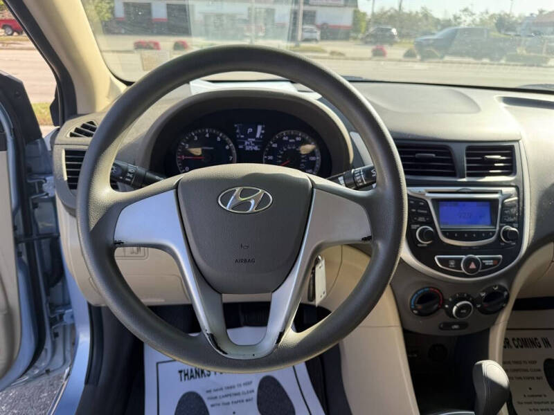 2013 Hyundai Accent GLS