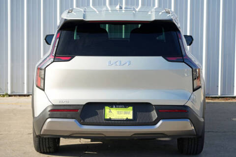 2024 Kia EV9 Light Long Range