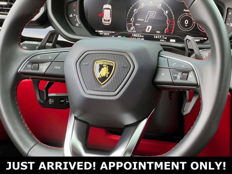 2022 Lamborghini Urus