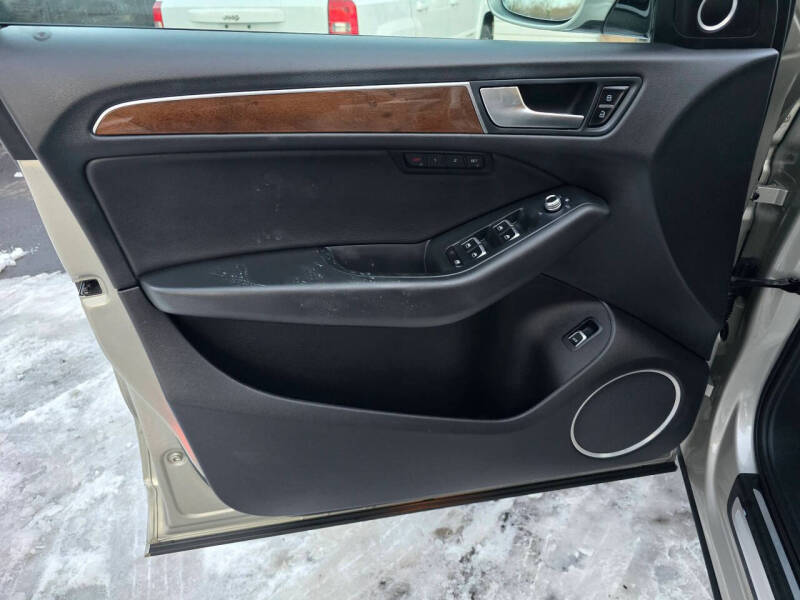 2017 Audi Q5 2.0T quattro Premium Plus