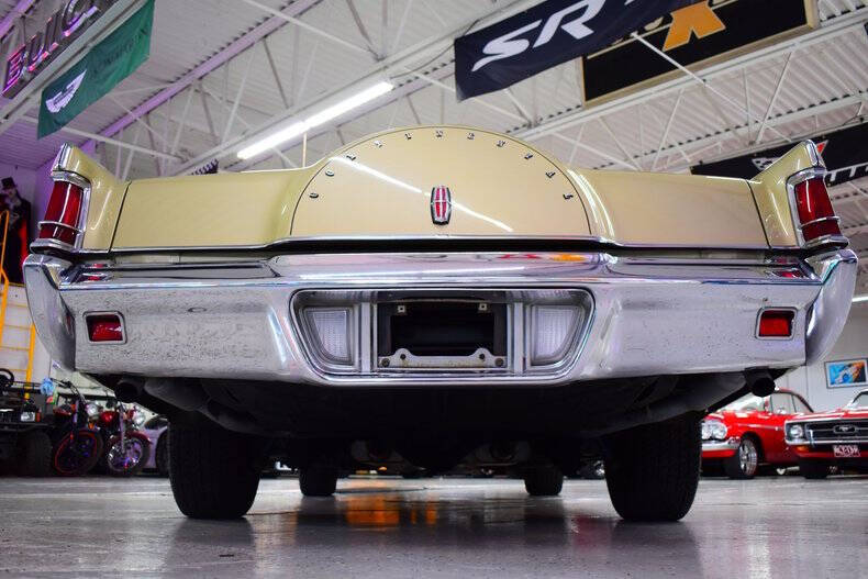 1971 Lincoln Continental