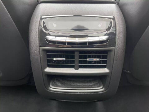 2018 Cadillac XT5 Premium Luxury