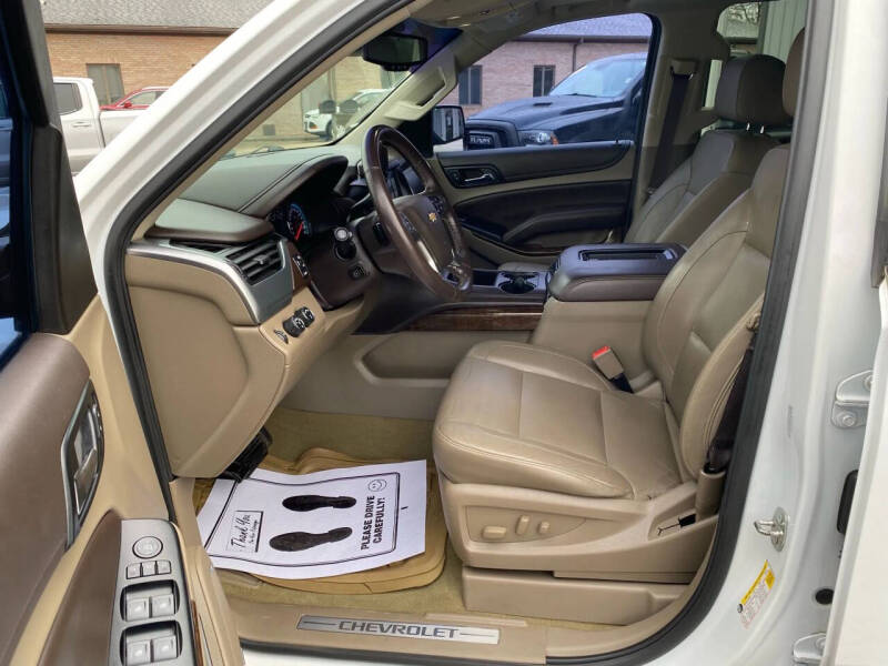 2017 Chevrolet Suburban LT