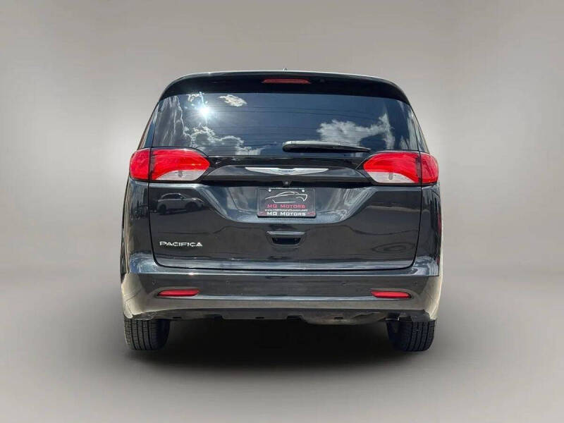 2018 Chrysler Pacifica Touring