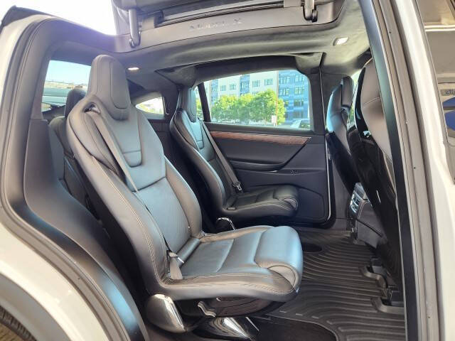 2016 Tesla Model X 90D