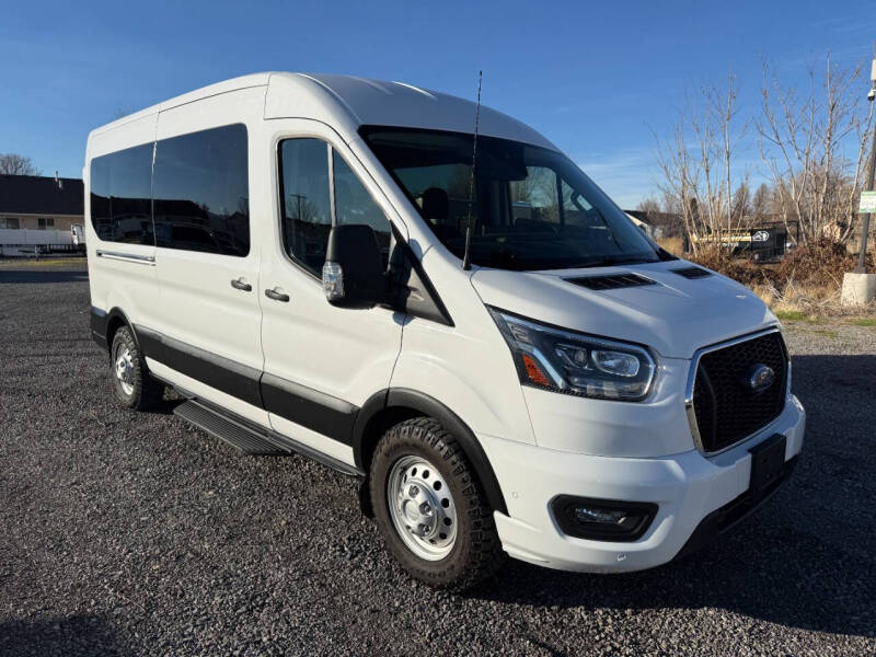 2023 Ford Transit Passenger Van XLT's photo