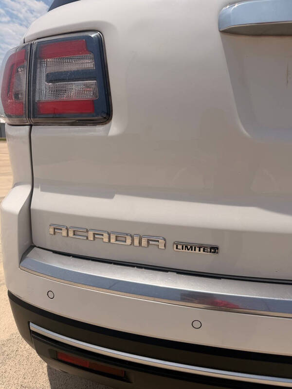 2017 GMC Acadia Limited