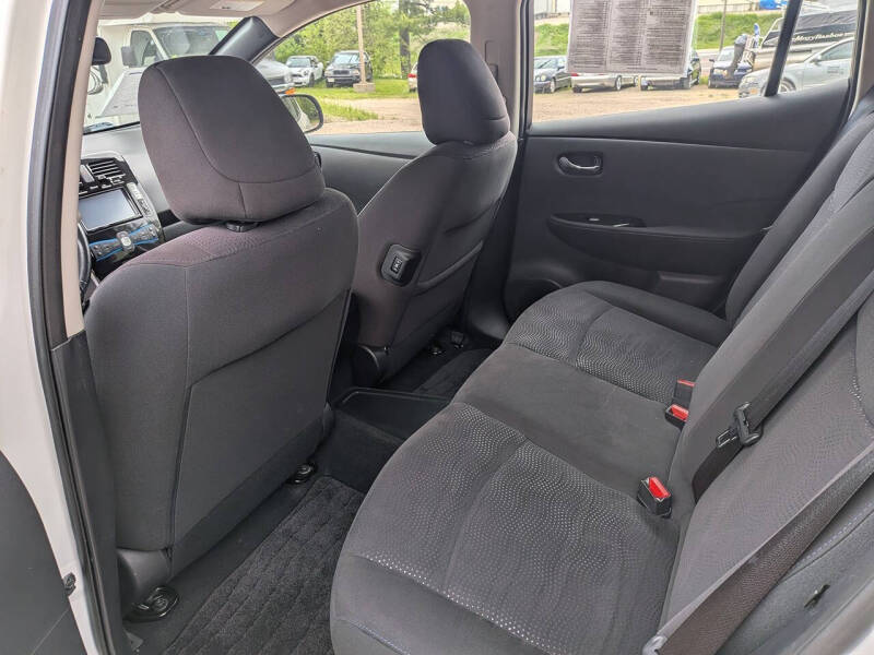2013 Nissan LEAF SV