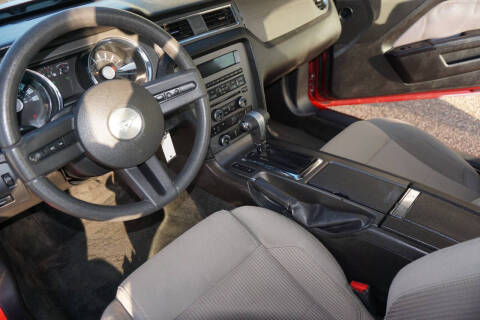 2012 Ford Mustang V6