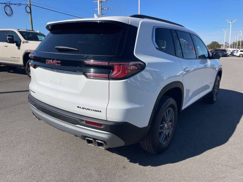 2025 GMC Acadia Elevation