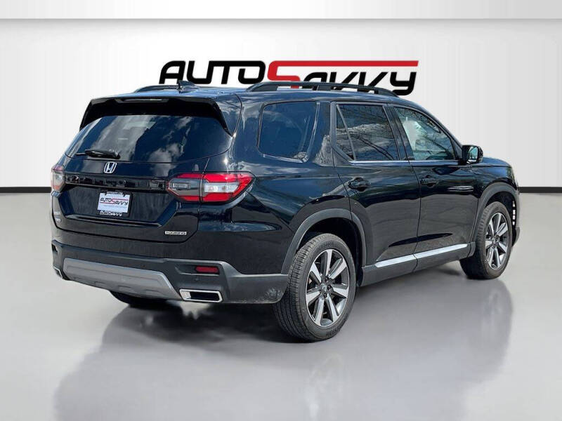 2025 Honda Pilot Touring